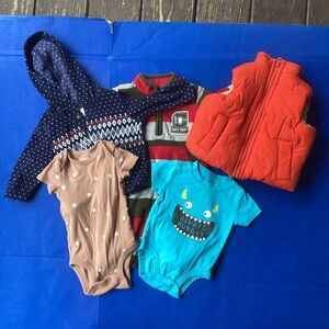 Colorful Bundle of 5 pieces of clothing Set, size 3 months